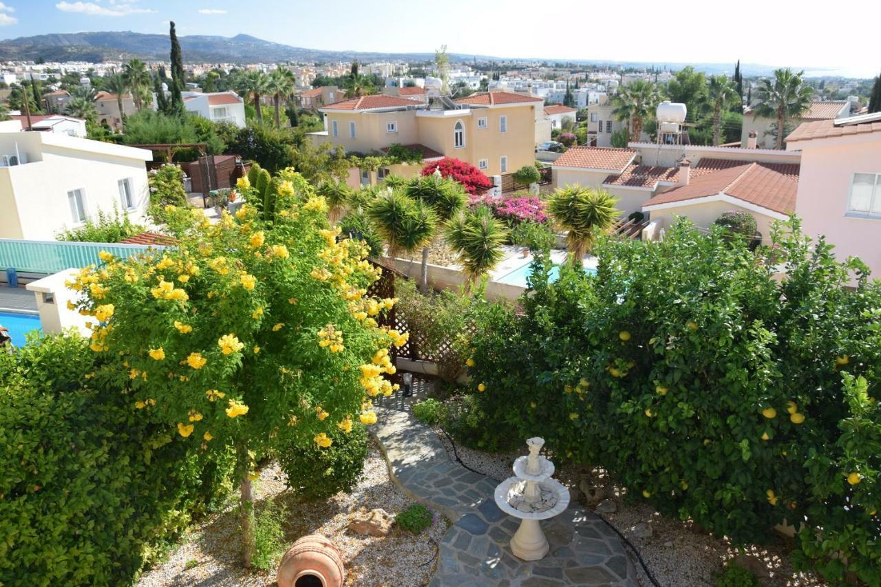פאהיה Villa Alicia With Priv Pool, Beautiful Garden And Shady Veranda- 5 Min To The Beach מראה חיצוני תמונה
